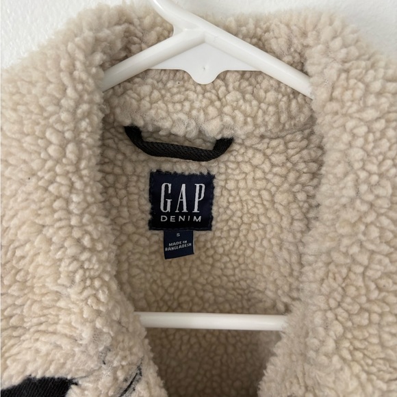 Gap Black Denim Jacket Cream Sherpa Lined Size Small - Picture 3 of 6